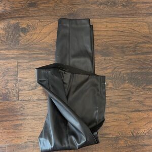 Brand New Ann Taylor women’s Sleek Black faux Leather Pant